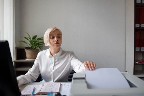מדפסת לייזר משולבת ביתית מדפסת לייזר משולבת ביתית